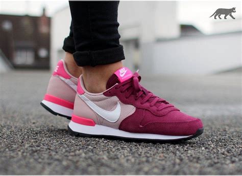 nike internationalist w schuhe grau pink|Nike Internationalist Sneakers .